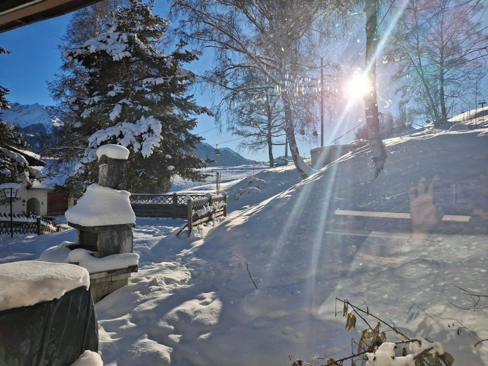 Pension Razil Ladis Buitenkant foto
