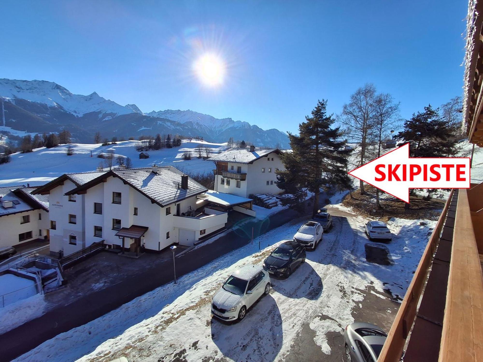 Pension Razil Ladis Buitenkant foto